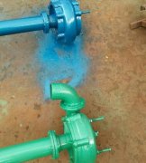 養(yǎng)殖場(chǎng)排污泵選擇之污水泵，立式絞刀抽糞泵